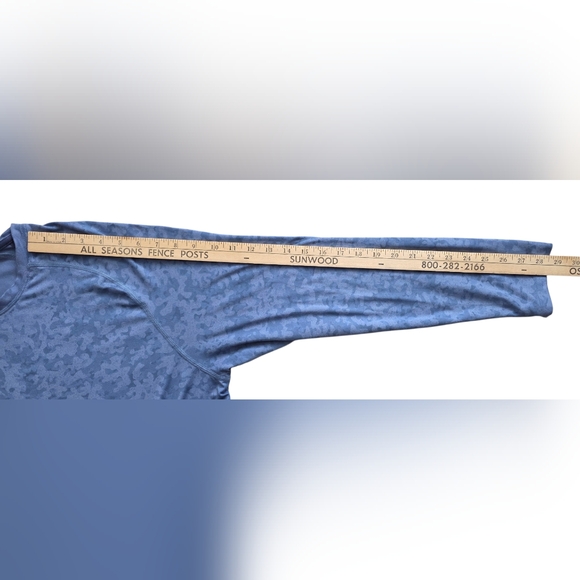 Peter Millar Crown Aurora Collection Star Dust XL Camo Sun Shirt - Picture 8 of 9